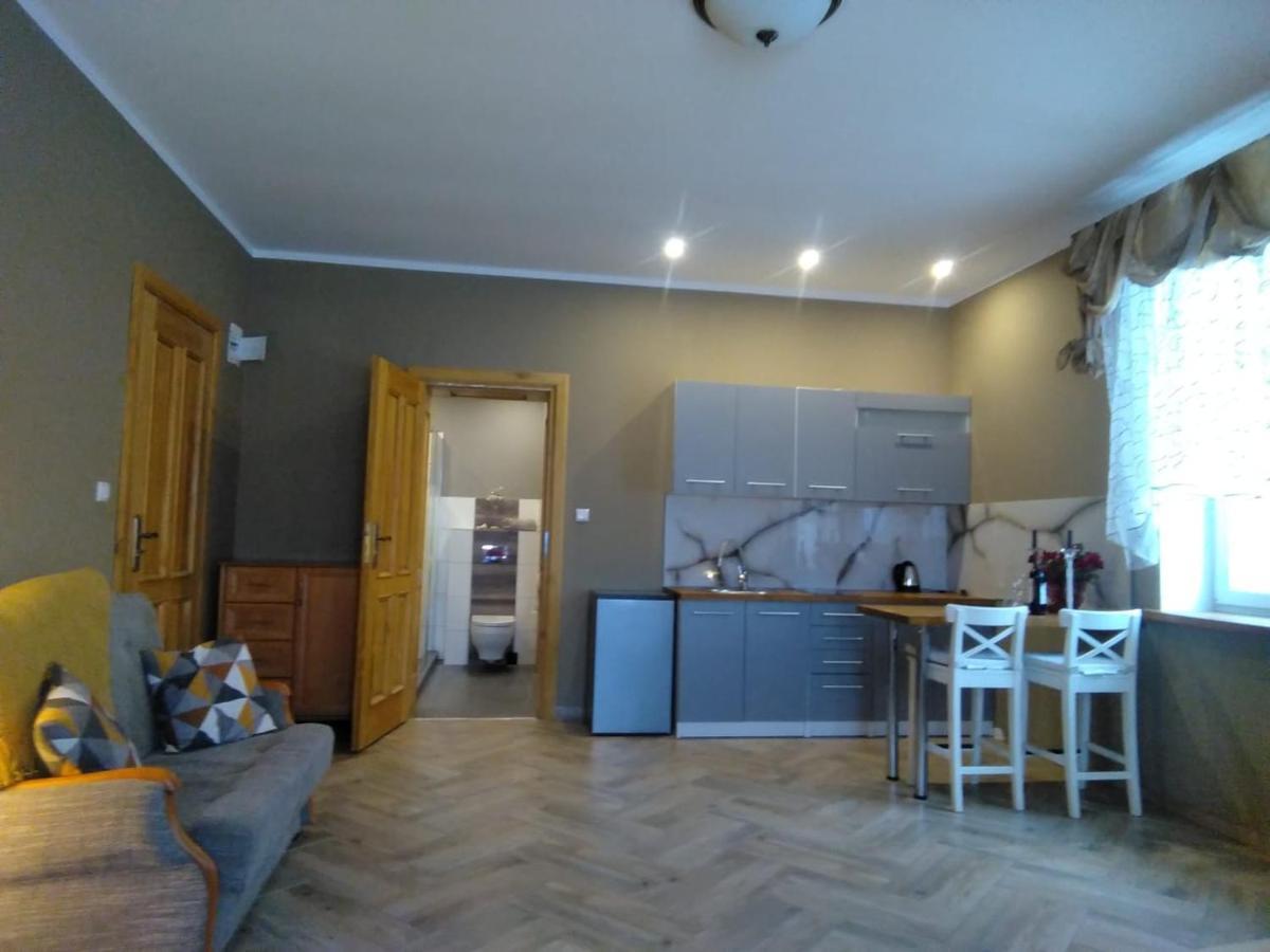 Sunny Bear Bed & Breakfast เยเลเนียกูรา ภายนอก รูปภาพ