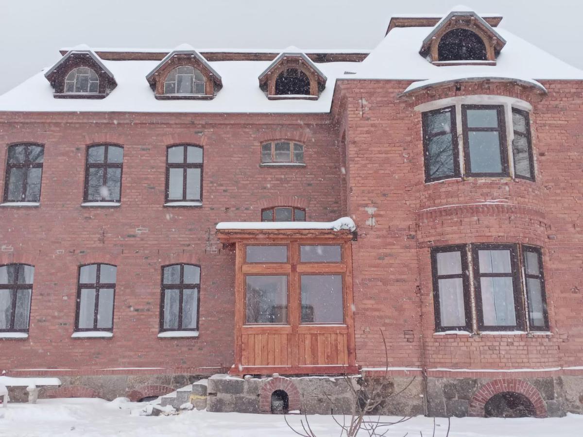 Sunny Bear Bed & Breakfast เยเลเนียกูรา ภายนอก รูปภาพ